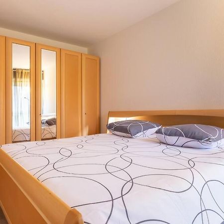 Superbe Appartement Spacieux Avec Parking Gratuit Illzach Exterior foto